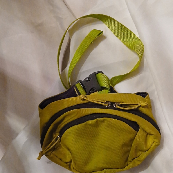 Rei Fanny Pack - Picture 1 of 4